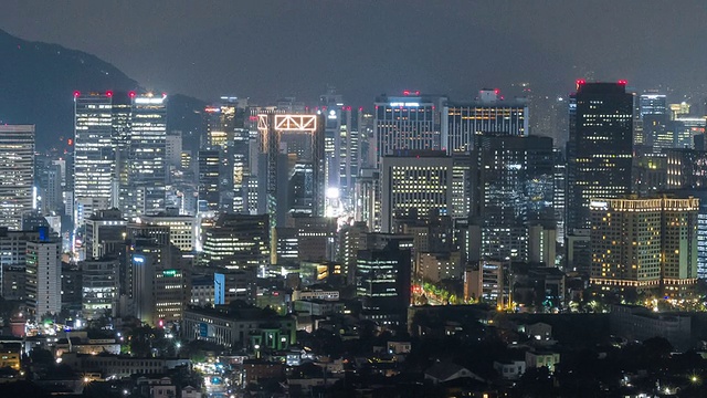 北首尔塔和市中心地区的夜景视频素材