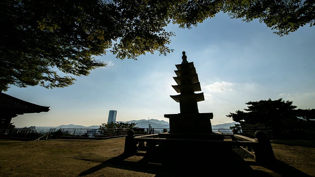 黄宁山洪杰寺石塔剪影视频素材