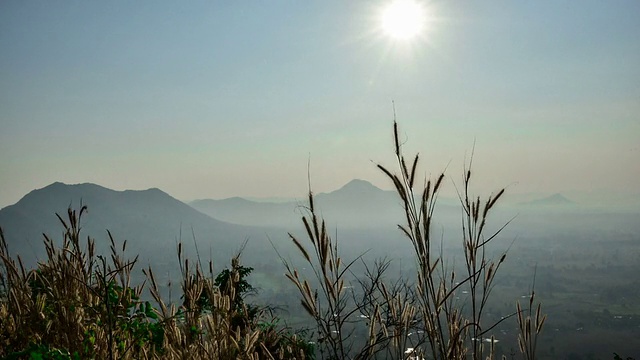 夏天的风景。日落或日出。视频素材