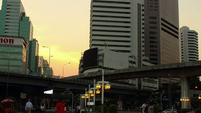 时间流逝，城市场景崩塌视频素材