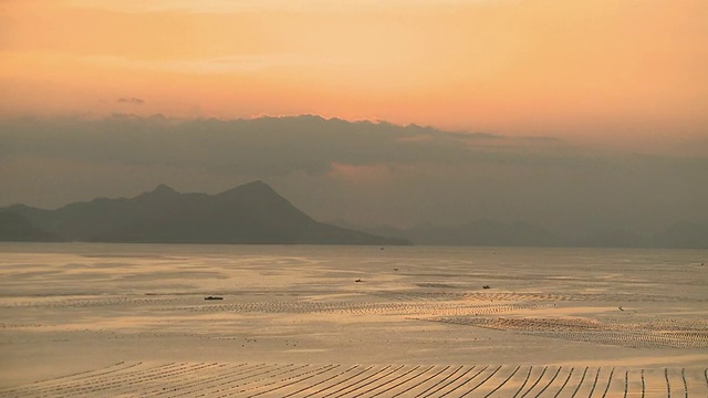 美留岛达拉公园附近港口的日落景观视频素材