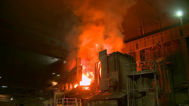 MS steel works, converting furnace / Esch sur Alzette, Esch，卢森堡视频素材