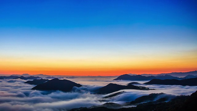 永安寺的云山日出视频素材