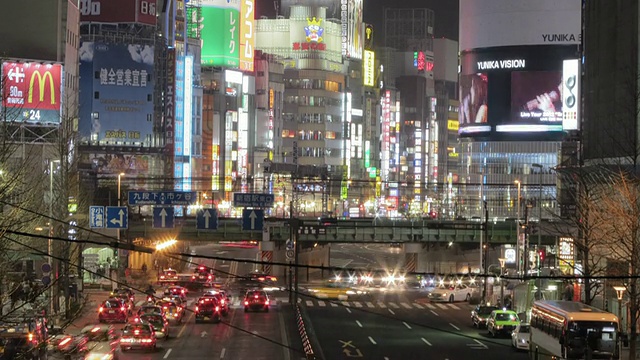 新宿车站附近的夜景视频素材