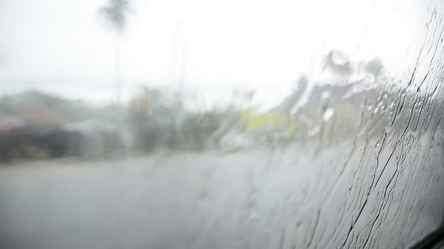 雨天的高速公路视频素材