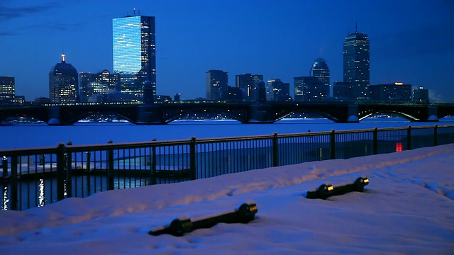 2015年波士顿暴雪。波士顿史上最大雪的冬天视频素材