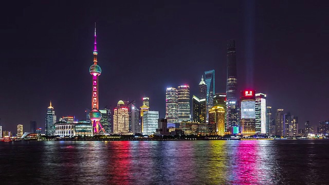 T/L WS Hyperlapse of Shanghai Dusk to Night Transition /上海，中国视频素材