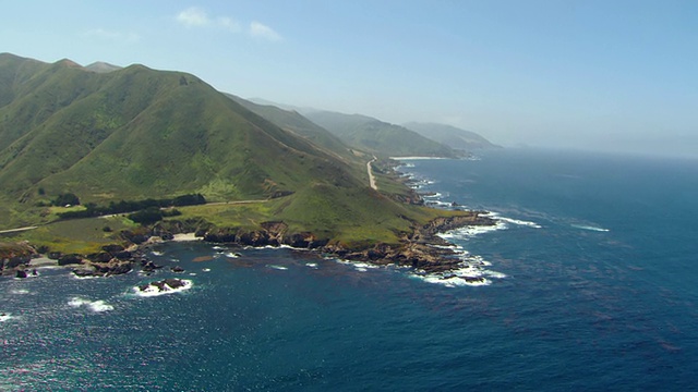 沿太平洋海岸的WS鸟瞰图/加利福尼亚，美国视频素材