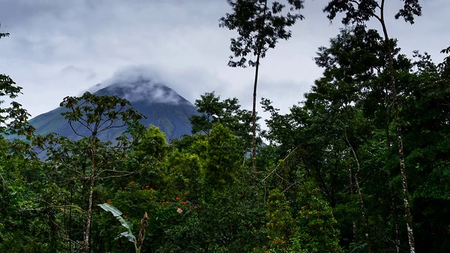 阿雷纳尔火山国家公园视频素材