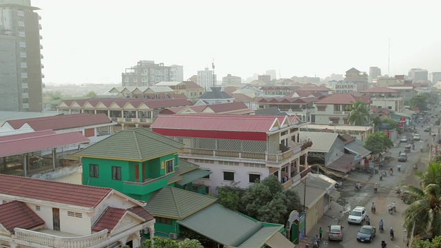 鸟瞰图的住宅区在金边，柬埔寨视频素材