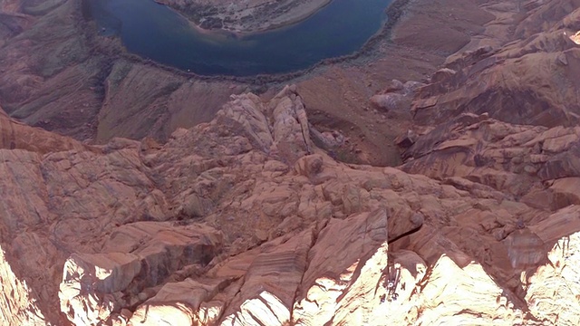 空中亚利桑那马蹄弯大峡谷视频素材