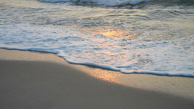 海浪与太阳视频素材