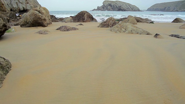 岩石海滩视频素材