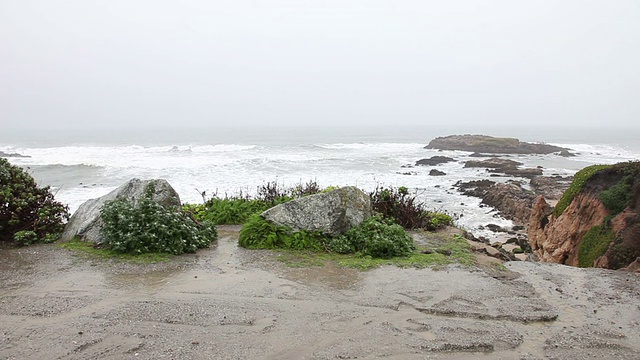 多雨的海洋视频下载