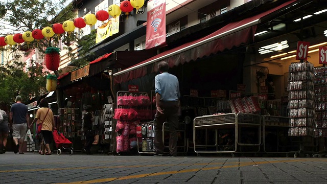 高清延时拍摄:新加坡唐人街市场视频素材