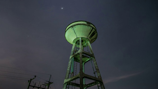 水塔和星星。视频素材