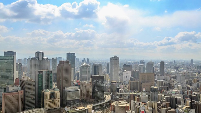 高清时光流逝:日本大阪城市天际线视频素材