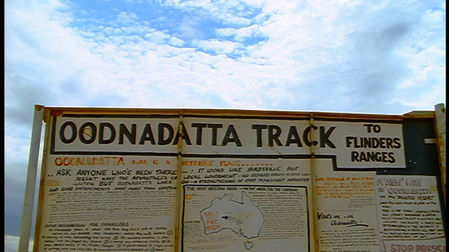 手绘标志-“Oodnadatta Track - to Flinders Ranges”/北领地，澳大利亚视频素材