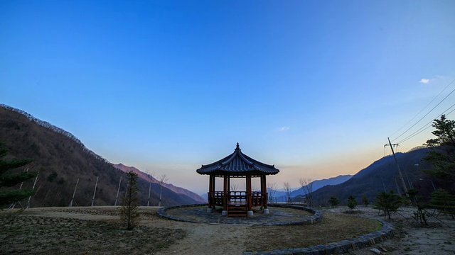 韩国传统建筑日落景观(凉亭)视频素材