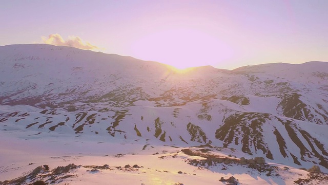 飞越雪山视频素材