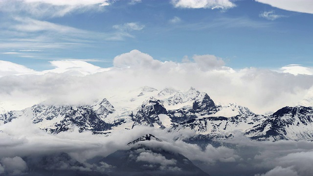 从瑞士的皮拉图斯山(Mount Pilatus / Lucerne)看到阿尔卑斯山视频素材