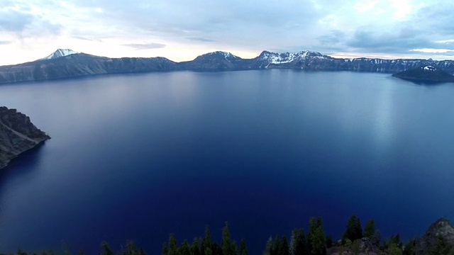 航空俄勒冈火山口湖视频素材