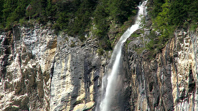 MS Staubbach瀑布/ Lauterbrunnen, berese Oberland，瑞士视频素材