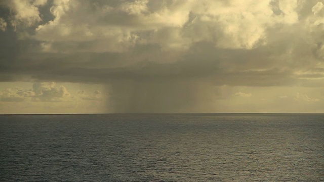 雨落在加勒比海视频素材