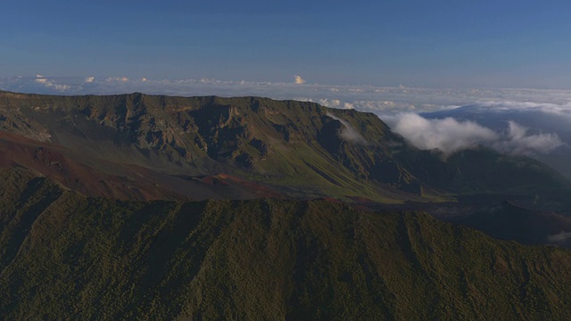 夏威夷毛伊岛的哈雷阿卡拉火山口视频下载