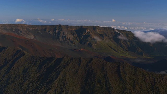 夏威夷毛伊岛的哈雷阿卡拉火山口视频下载