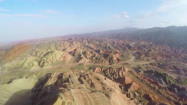 中国甘肃张掖丹霞地貌WS鸟瞰图视频素材