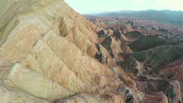 中国甘肃张掖丹霞地貌WS鸟瞰图视频素材