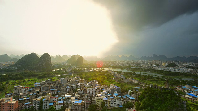 城中著名的喀斯特夕阳视频素材