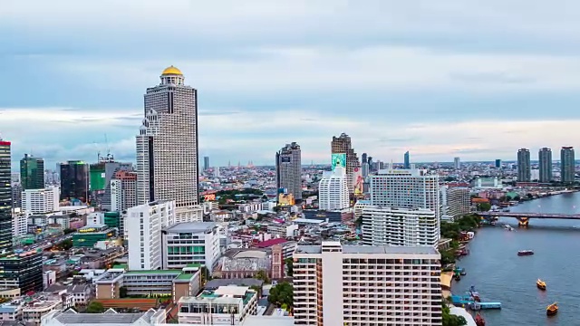 湄南河的城市时光流逝景色视频素材