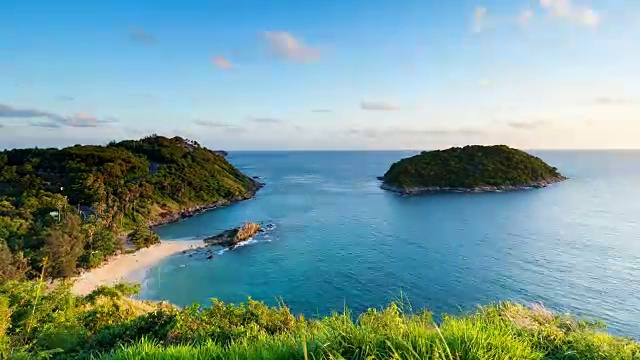 海滩与岛从白天到夜晚;时间流逝视频素材