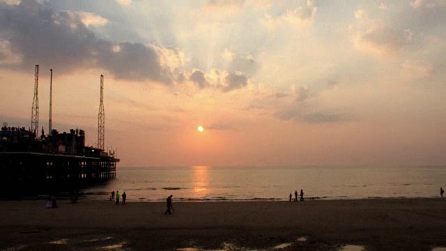 海滩日落延时2视频素材