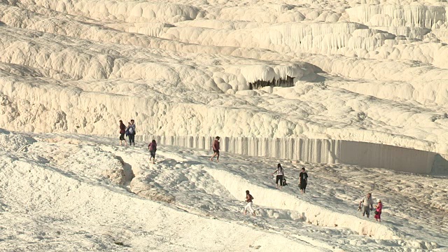 游客和存款，Pamukkale，土耳其视频素材