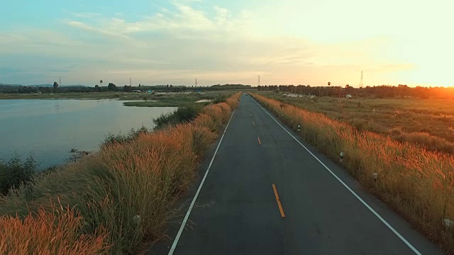 开放的道路视频素材