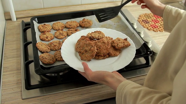 烘烤燕麦饼干视频素材