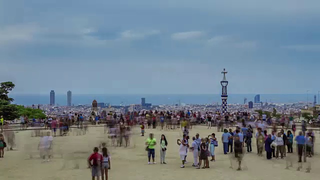 米拉多的时光流逝在Parc Guell，西班牙巴塞罗那。视频素材