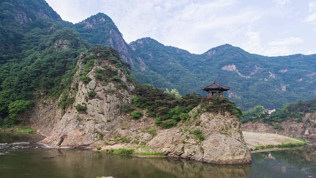 风景的Wollyubong(峰值)视频素材