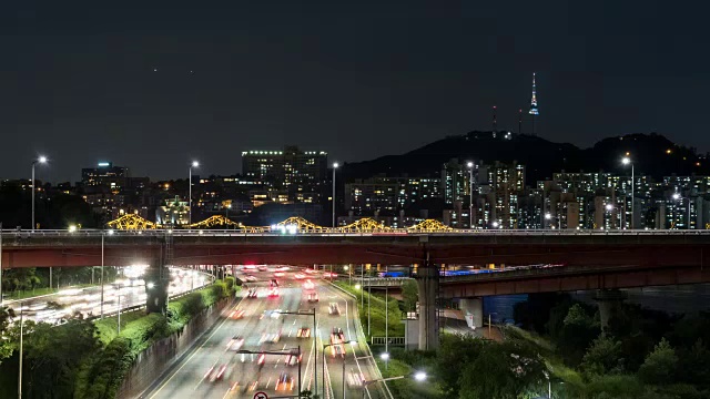 城须大学桥地区的夜景视频素材