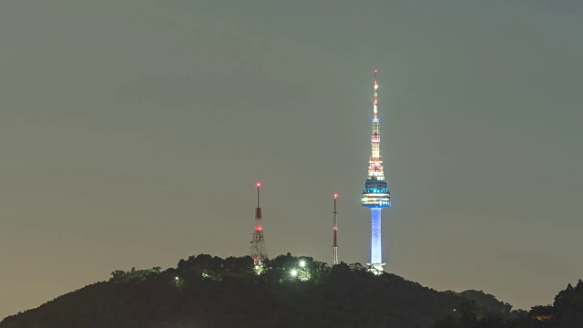 北首尔塔(南山塔)日落至夜景视频素材