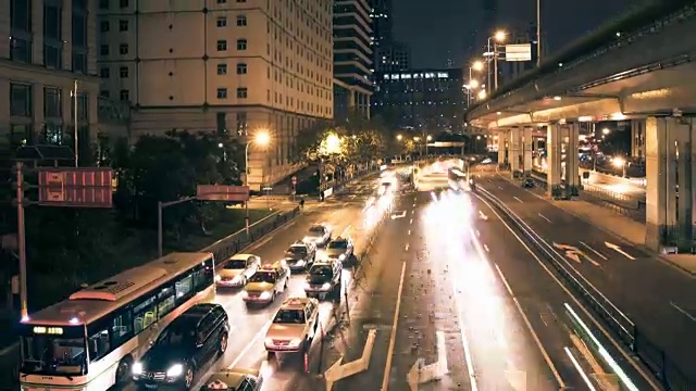 时间流逝——上海夜间城市公路交通视频素材