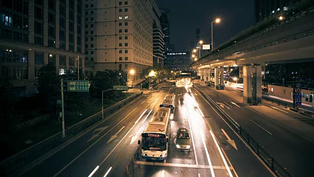 时间流逝——上海夜间城市公路交通视频素材