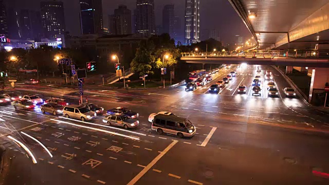 时间流逝——上海夜间城市公路交通视频素材