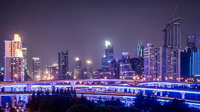 时间流逝-路口的夜晚(放大)视频下载