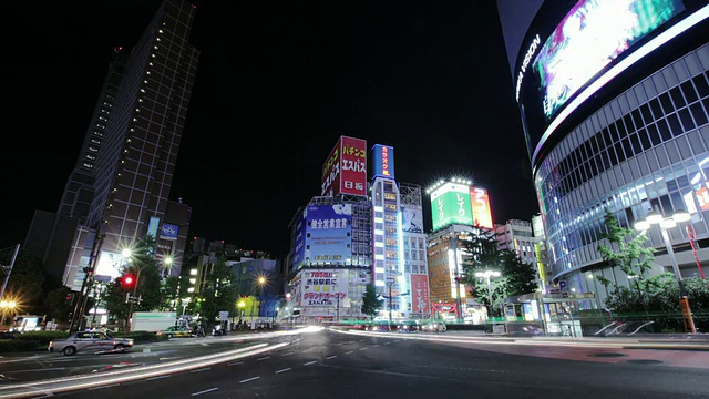 WS T/L夜间行车道路/新宿，日本东京视频素材