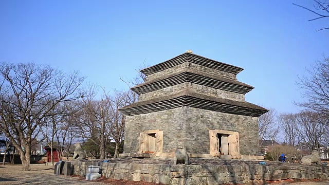 文黄寺石塔(韩国国宝30号)视频素材