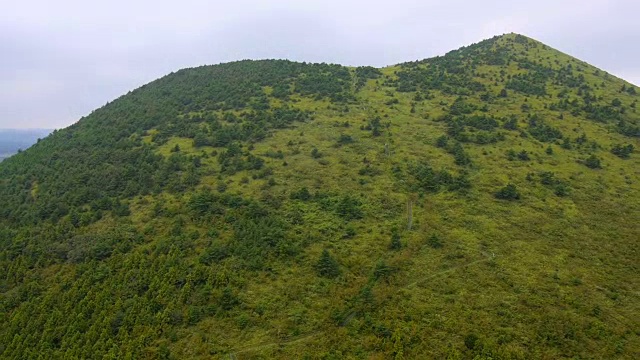 鸟瞰图的大琅阁火山锥视频素材